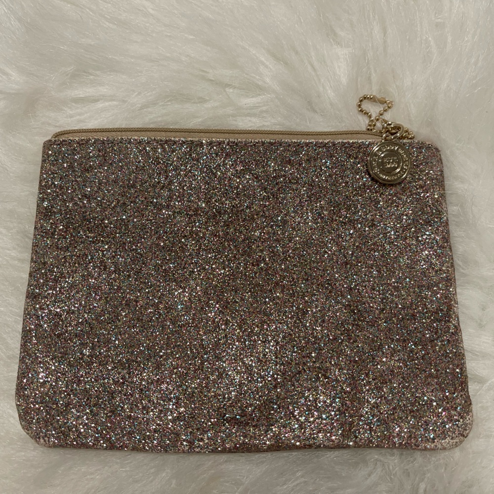 Bath and body works cosmetic bag